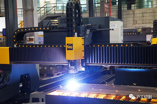 WilliamHill威廉希尔全自动等离子切割分拣一体机